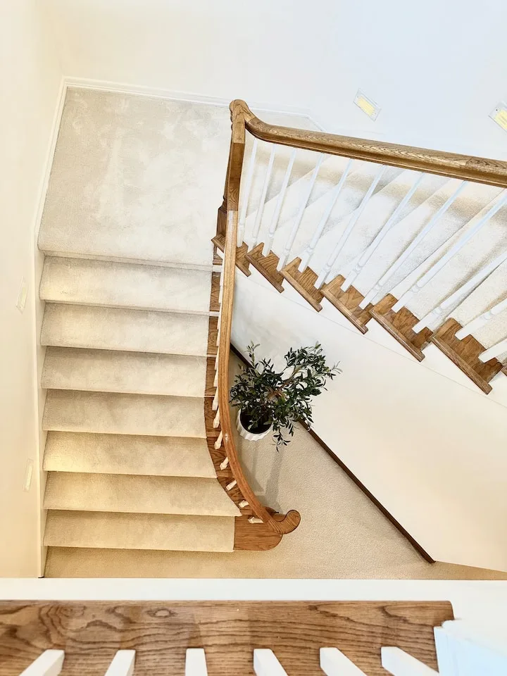 Approximately twenty steps to get to the downstairs