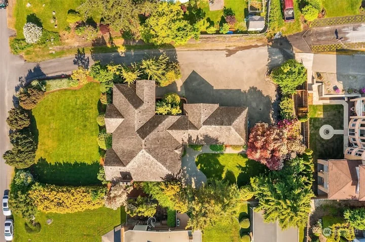 Birdseye view of the gorgeous giant estate